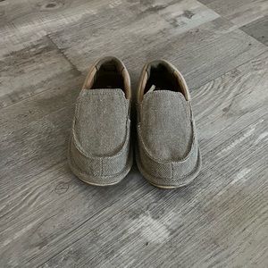 Boys slip on shoes